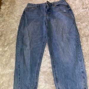 NEVER WORN! Size 30 mom jeans!!!